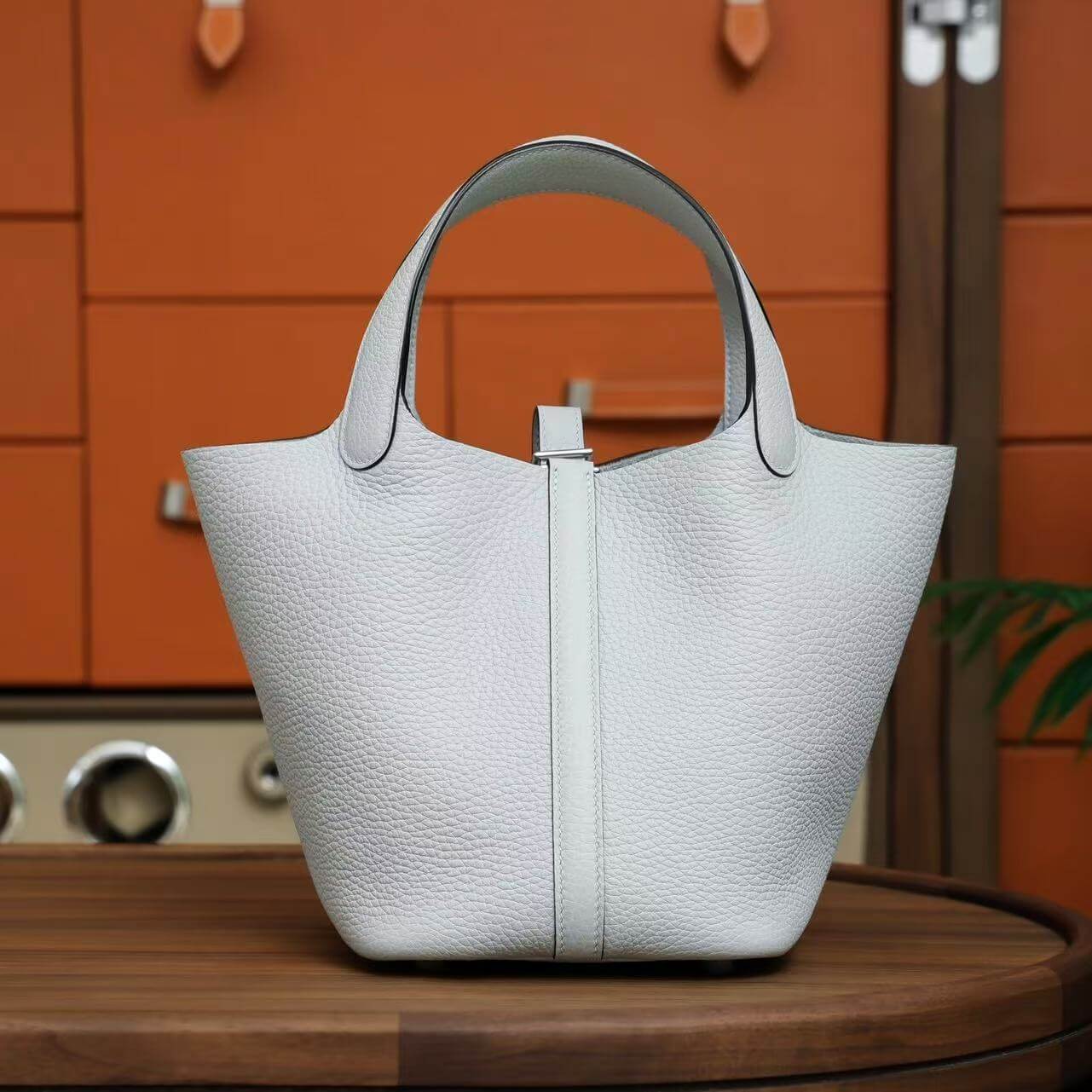 Minimalist Leather Basket Handbag