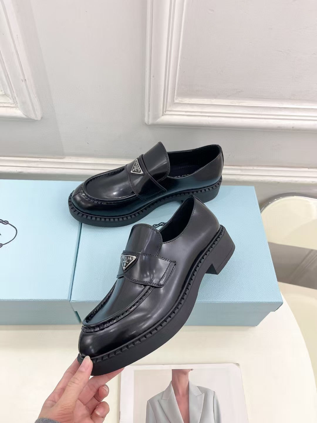 Loafers shoes