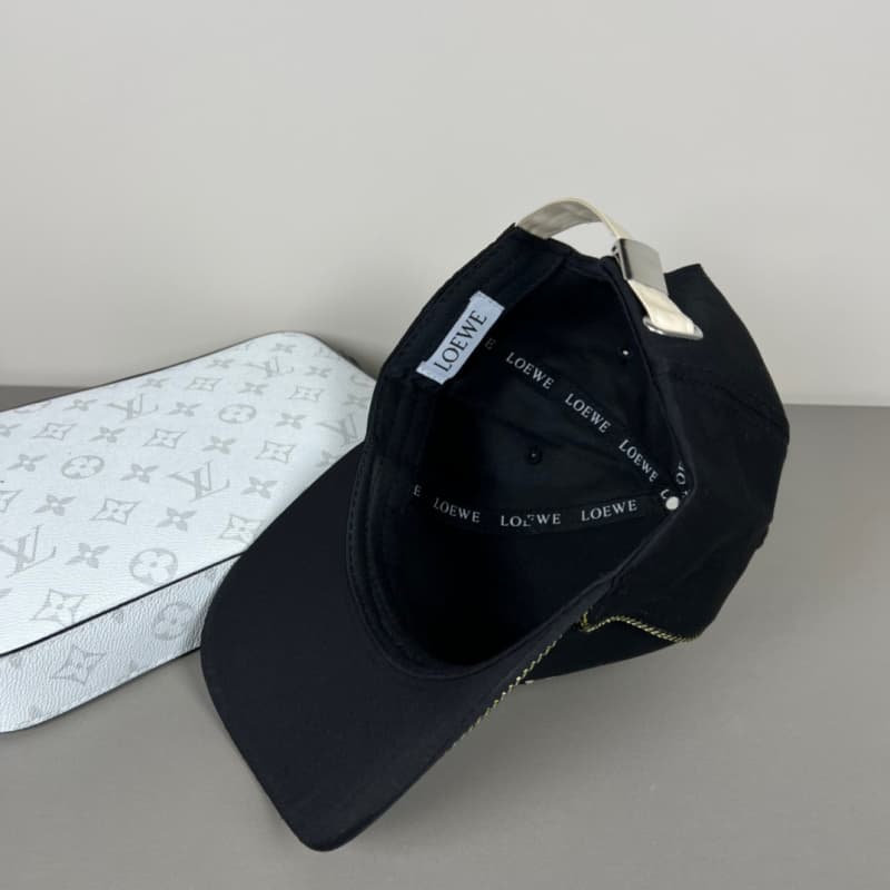 Classic Minimalist Embroidered Baseball Cap