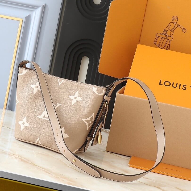 Classic Elegant Style Padlock Crossbody Or Shoulder Bag