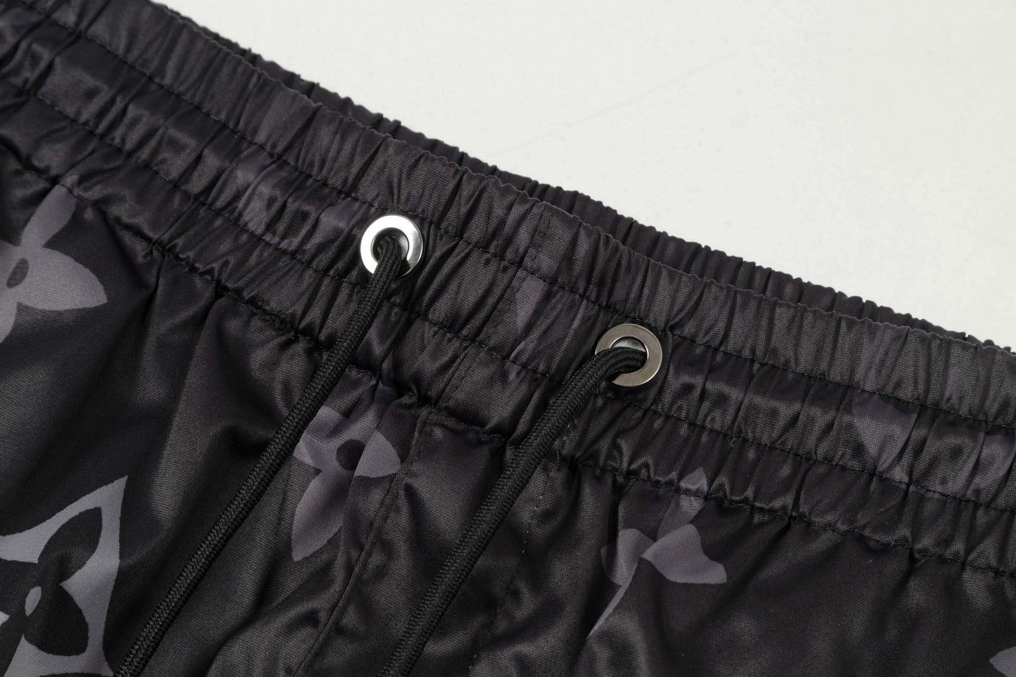 Gradient Pattern Beach Shorts