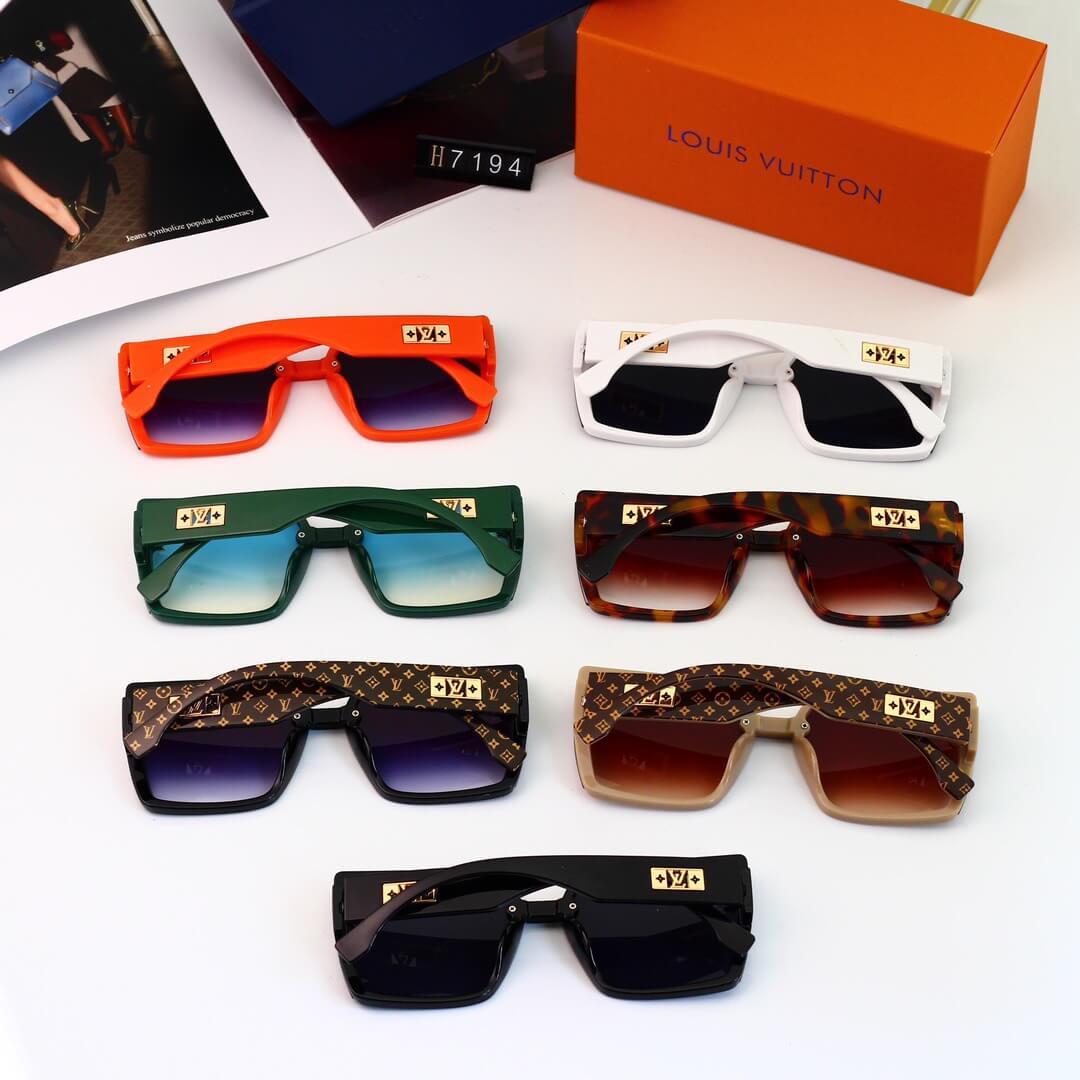 Retro Large Frame Full Printed Temple Sunglasses