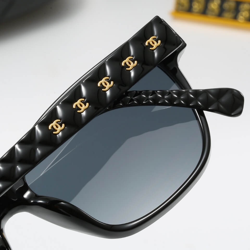 Elegant Style Diamond Pattern Temple Sunglasses