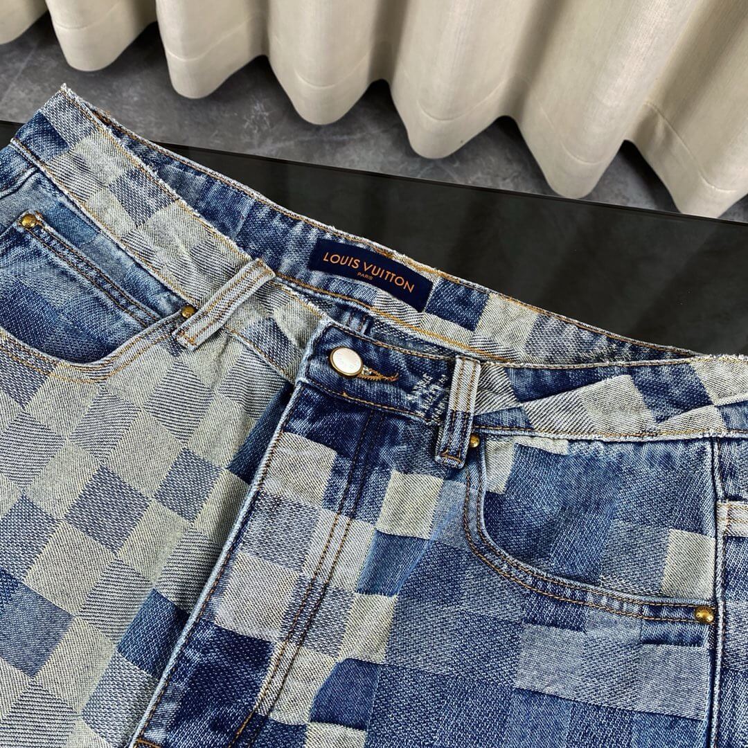 Hot-Selling Plaid Jeans