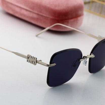 Trendy Frameless Sunglasses