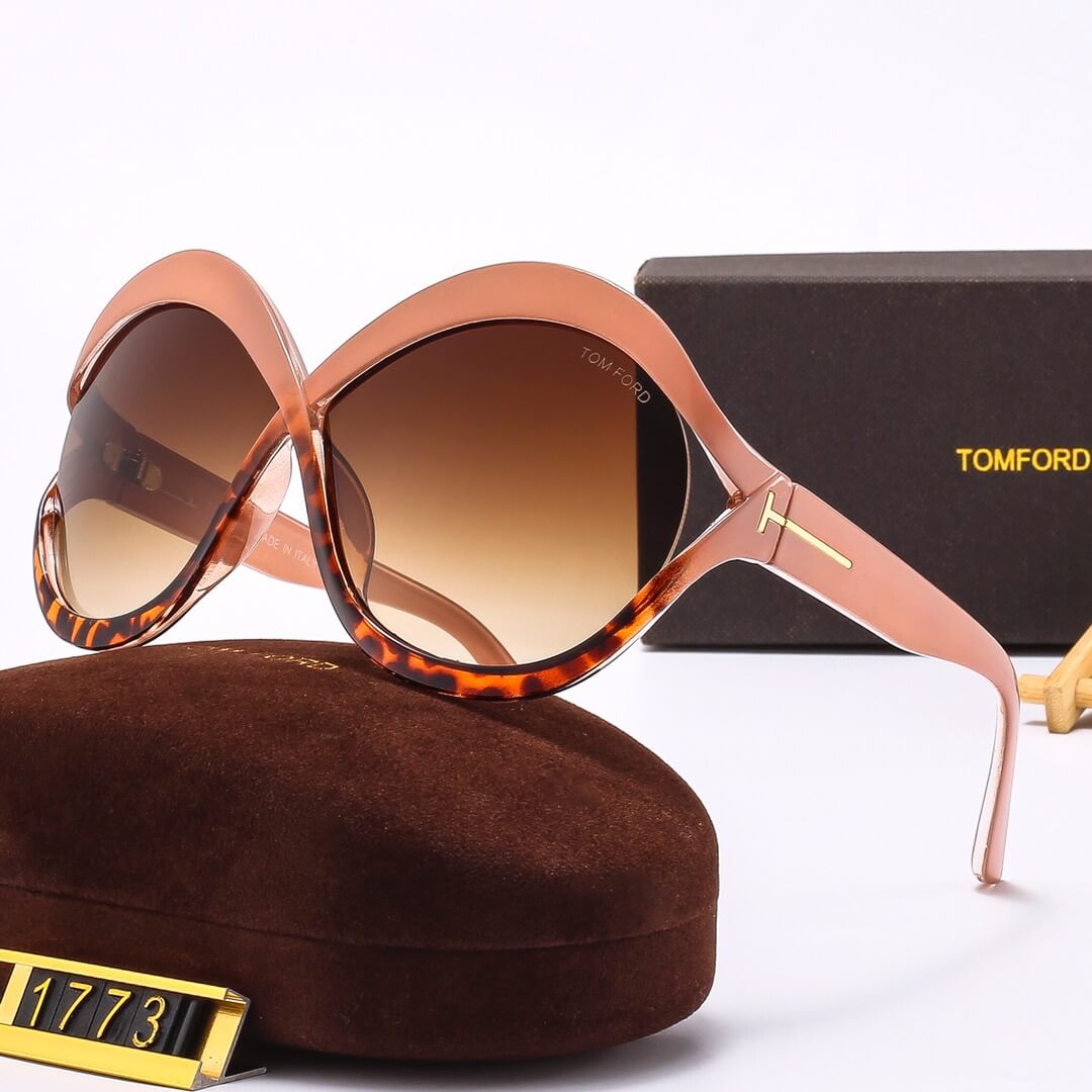 Trendy Oversized Round Frame Curved Sunglasses