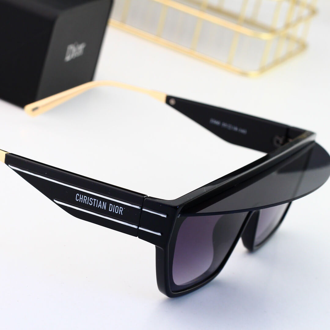 Designer One-Piece Frame Sunglasses