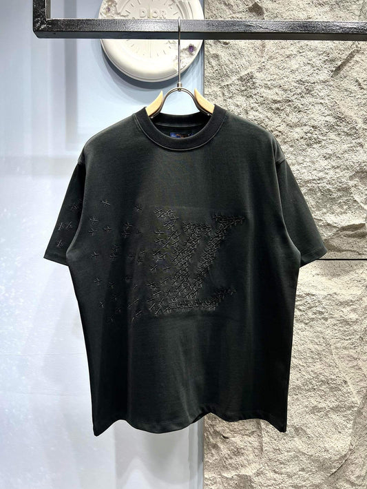 Pattern Cracked Embroidery T Shirt