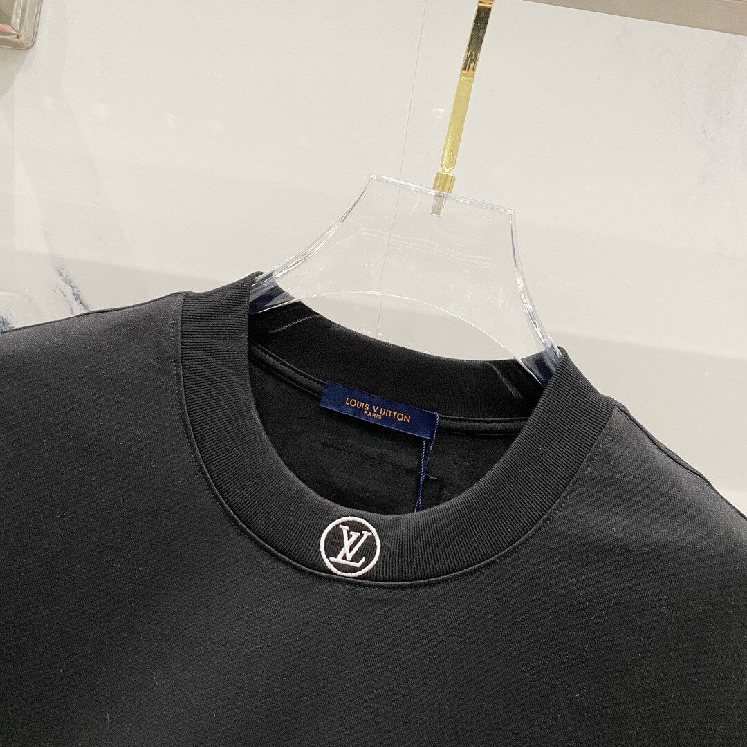 New Round Neck Embroidery T Shirt