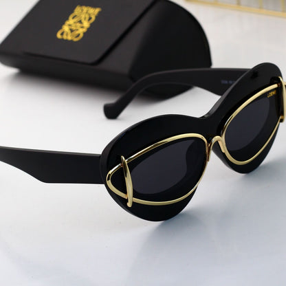 Retro Modern Heart Frame Inlaid Sunglasses