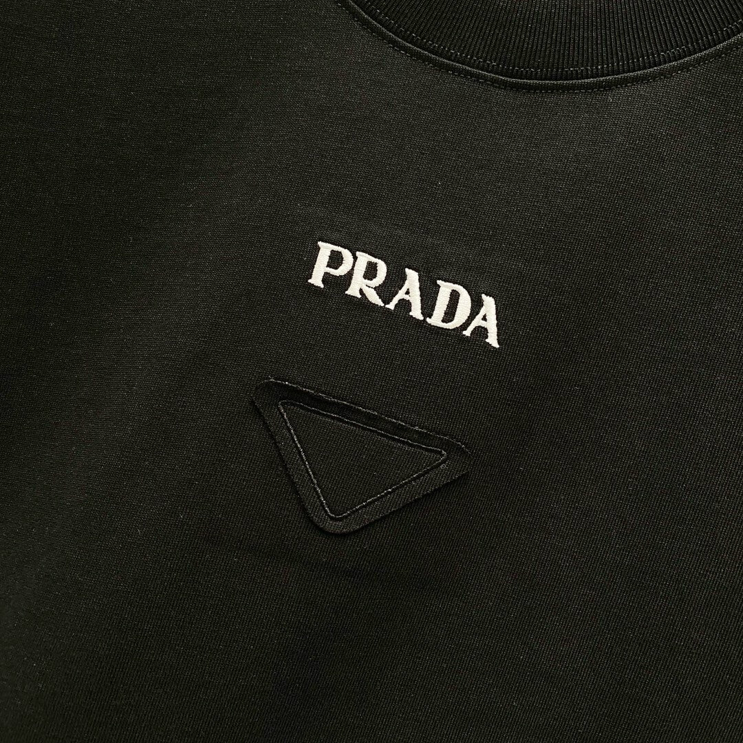 Triangle Pattern Letter Embroidery T Shirt