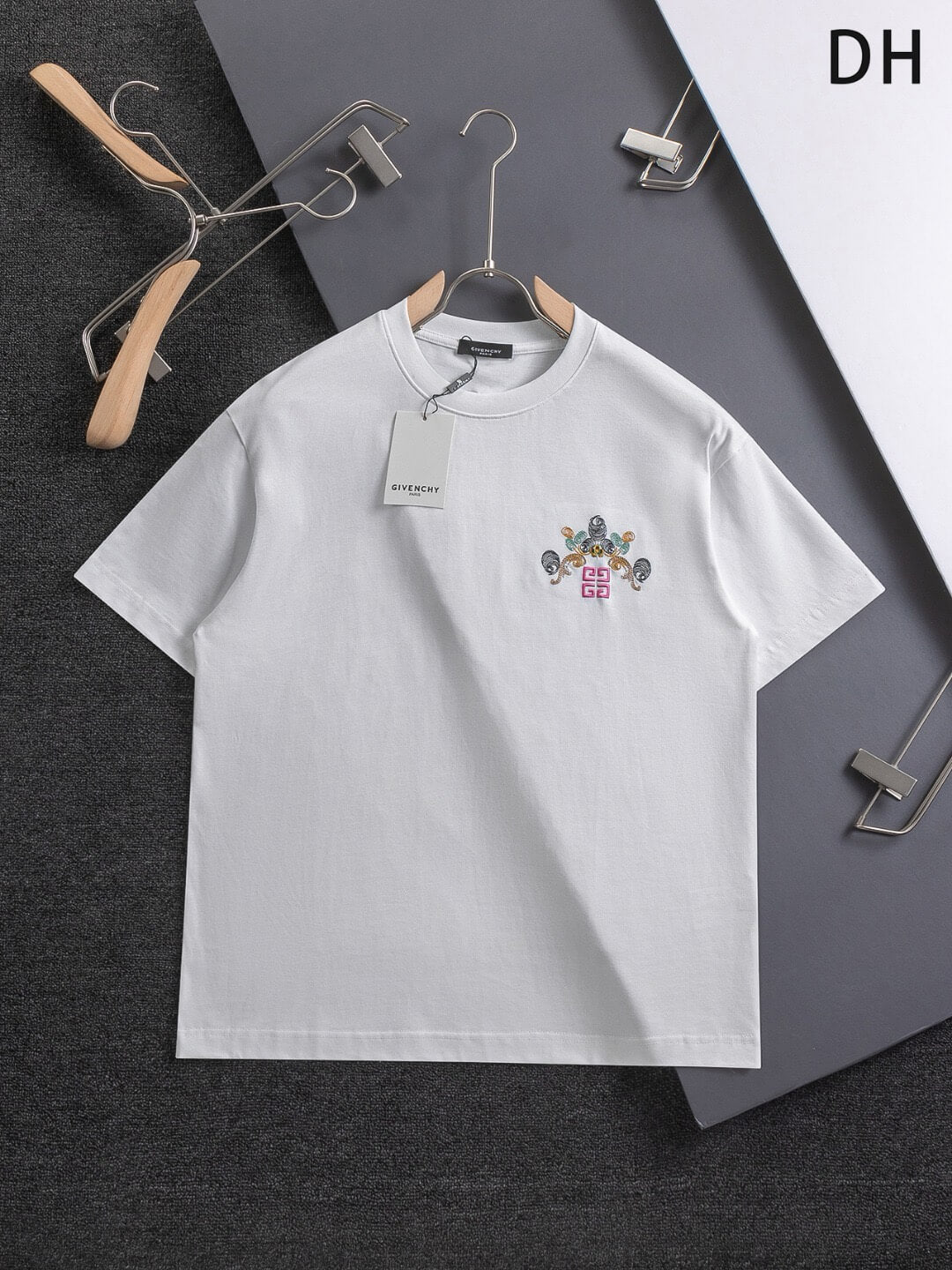 Exquisite Embroidery On Chest T Shirt