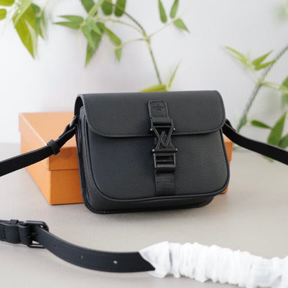 Classic Simple Letter Button Shoulder Bag