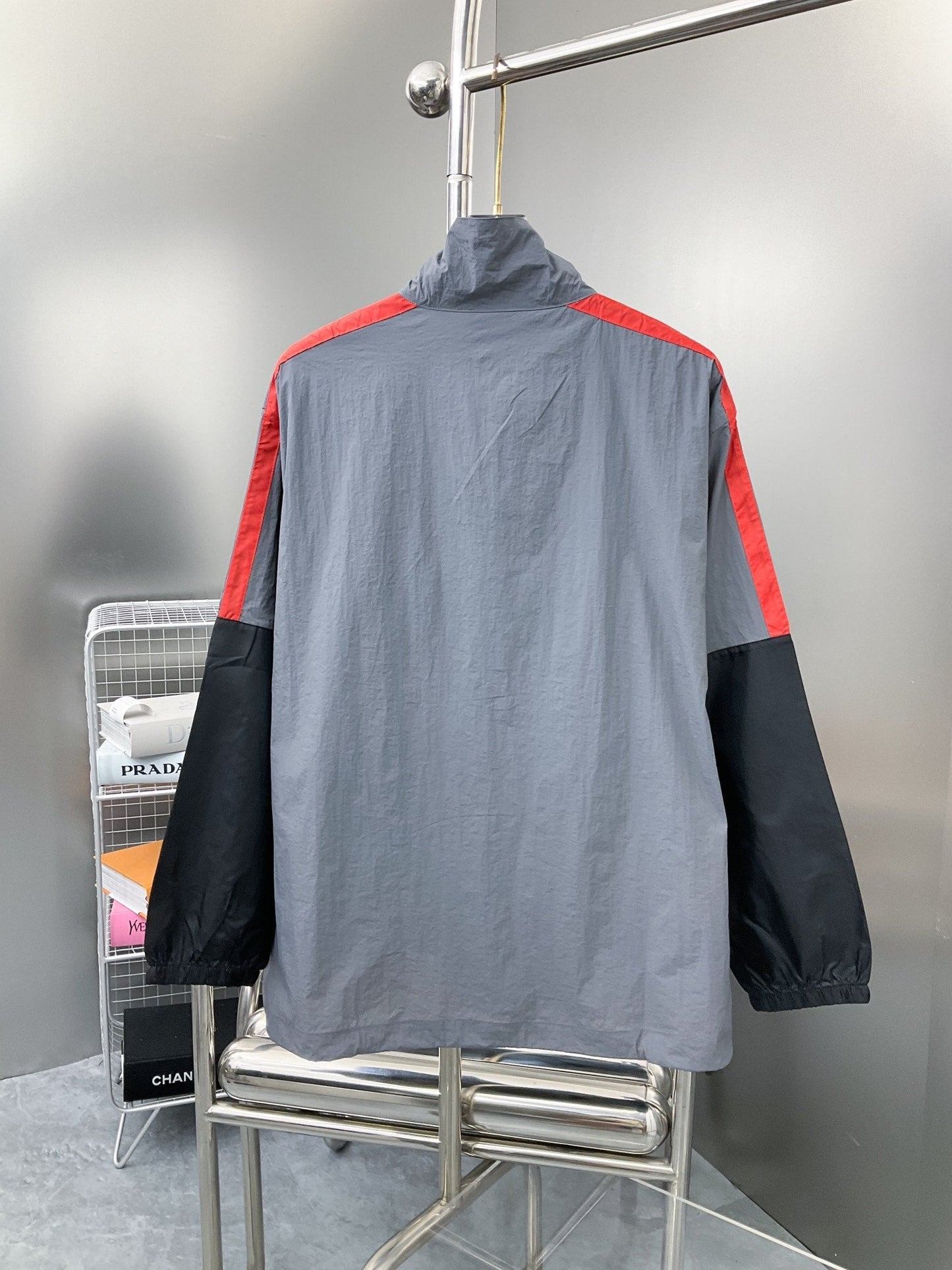 Three-Color Stitching Windbreaker