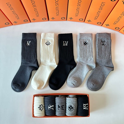 Cashmere Embroidery Mid-Length Socks